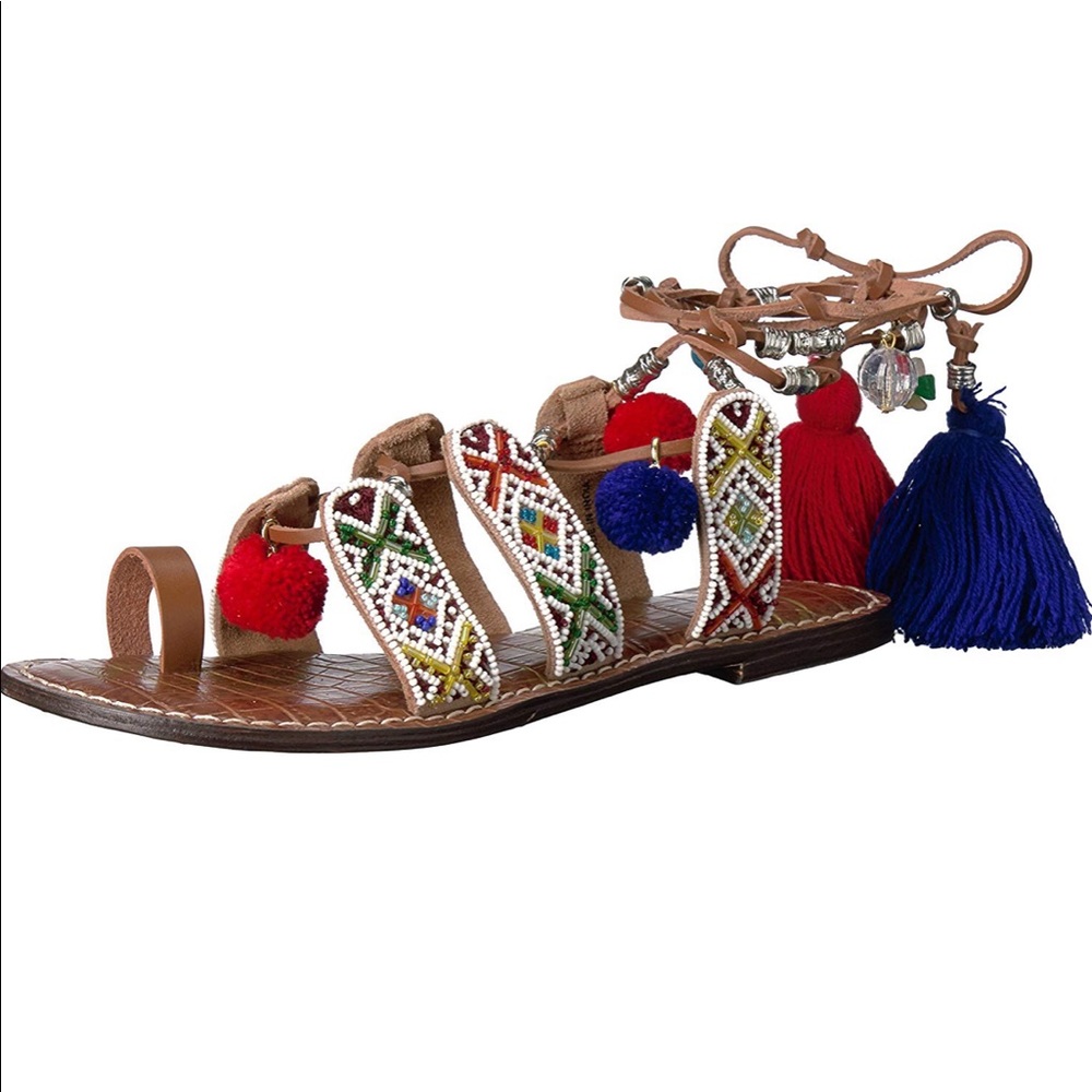Only work once size 7 1/2 US Sam Edelman sandals!